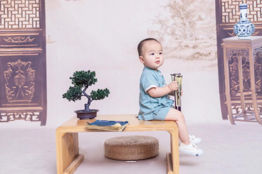阳泉宝宝几个月笑出声